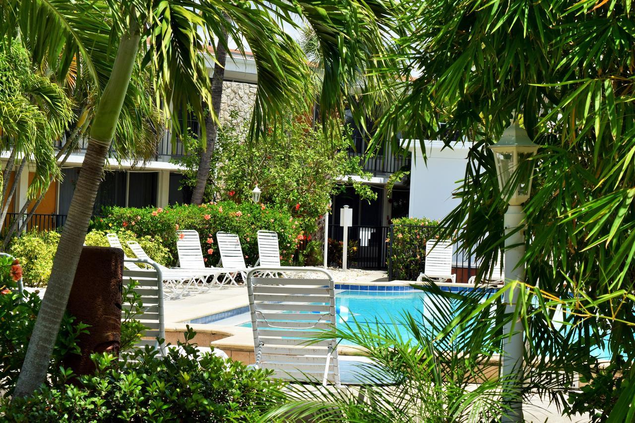 Dolphin Key Resort - Кейп-Корал Екстер'єр фото